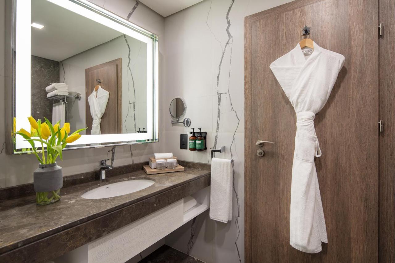 Voco Dubai The Palm By Ihg Hotel Luaran gambar